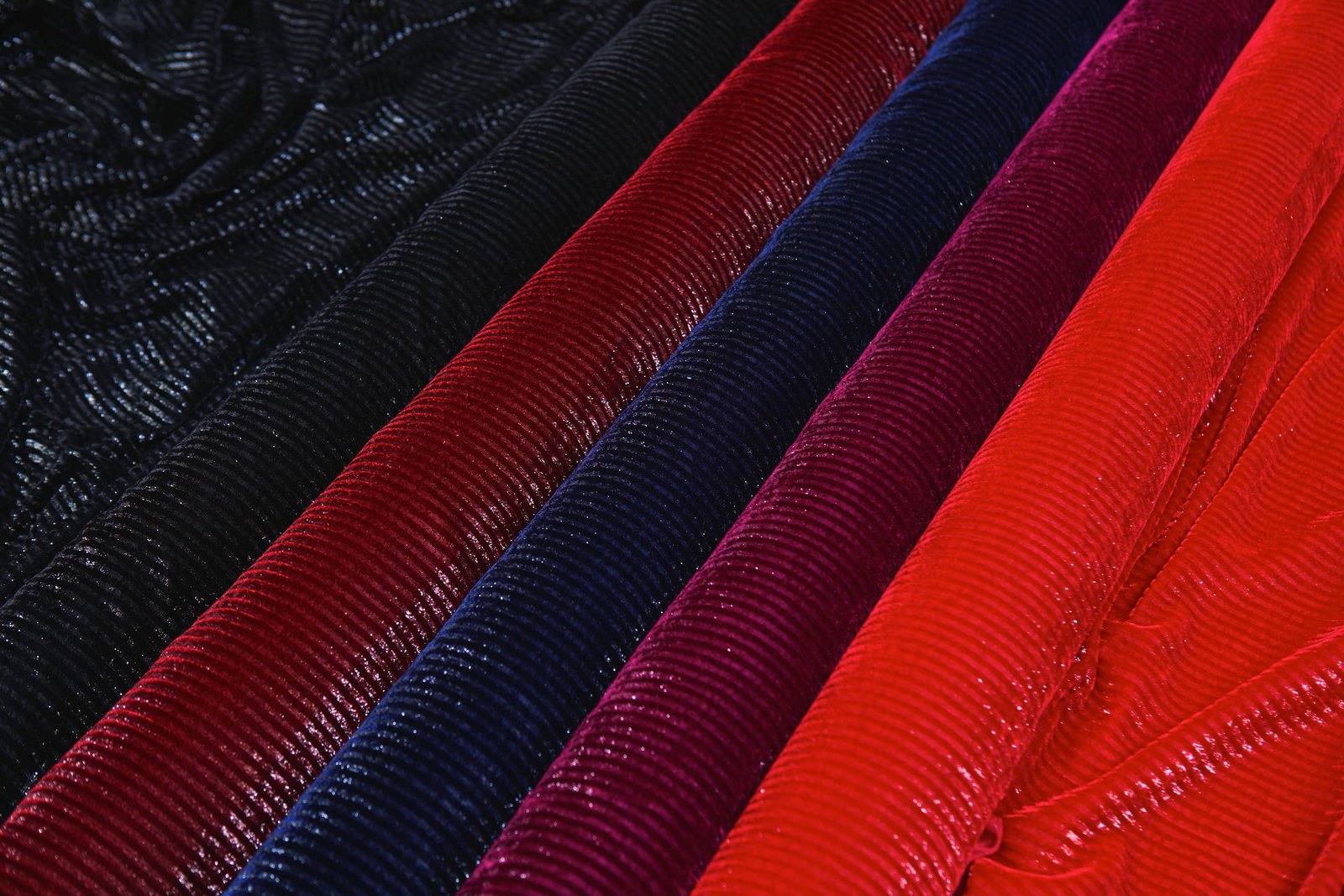 Polyester velvet fabric texture for curtains and upholstery - Klass Velvets